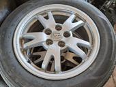 Диски с шинами Р15 на Приус