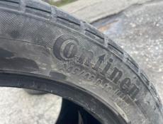 R18 245/45 
