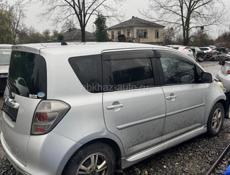 Тойота Рактис 1.5 и тд