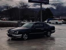 Mercedes-Benz E-Класс