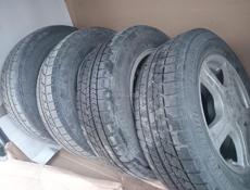 Резина  с дисками 205/65 R16 