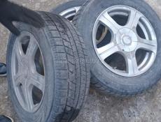 Резина  с дисками 205/65 R16 