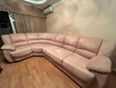 Диван был в использовании 2 месяца ,Доставка 