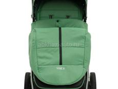 Коляска новая срочно 