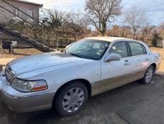 Lincoln Town Car