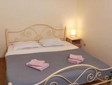 Аренда 3х комнатная квартира на длительный срок в центре 