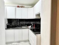 Аренда 2 х комнатная квартира на длительный срок в центре 