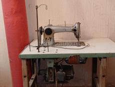 Продаётся швейная машинка