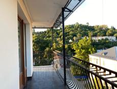 Сдается 4 к.кв у ботан.сада на 1 год цена 100000р в месяц