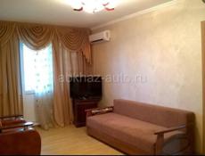 Сдается уютная 2х комнатная квартира , в городе гагра на первой береговой линии 3мин до пляжа 