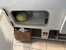 Холодильник 