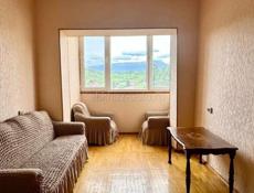 3 - К. КВАРТИРА + ЛОДЖИЯ В СУХУМЕ, УЛ. АДЫГЕЙСКАЯ