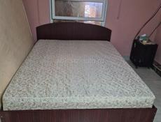 Кровати с матрасами б/у