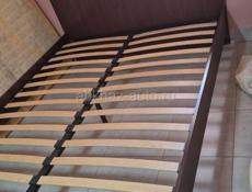 Кровати с матрасами б/у