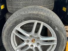 Диски с резиной 