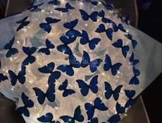 Цветы из бабочек 