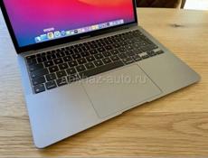 срочно продаю Мак бук М1 (256гб) 