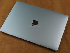 срочно продаю Мак бук М1 (256гб) 