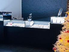 Продаётся витрина 