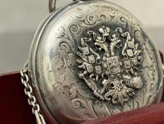 Антикварные часы