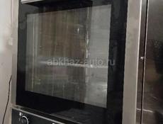 Продаю итальянскую конвекционную печь ЕКА