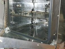 Продаю итальянскую конвекционную печь ЕКА