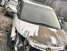 Honda Elysion продается по запчастям