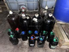 Продаю чачу также вино белое и чёрное 