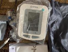 Тонометр Новый автоматический «говорящий» в своей коробке 