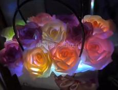 Прекрасный подарок для вашей дамы плюс будете держаться очень долго 