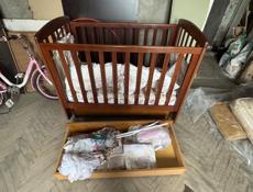 Продаю кроватки 
