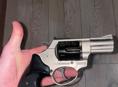 Охолощенный револьвер Таурус