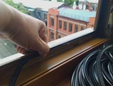 Делаем ремонт пластиковых окон и двери.