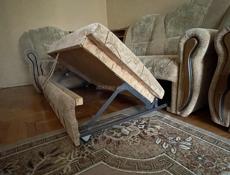 Угловой диван с кремлом