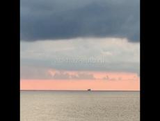 Продаётся тумба на колёсах для косметолога , четыре выдвижных ящика! Стоимость договорная ! 