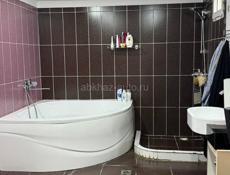 Продается двухэтажный дом в г Сухум