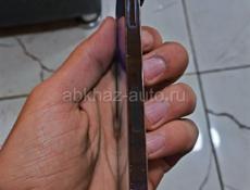 Айфон 13 про Макс!Память 256.акб 76.цена 35000 возможен торг 