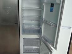 Холодильник двухкамерный