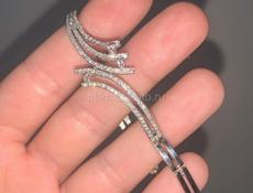 Продам Золотовой браслет с бриллиантами-недорого.