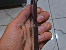 Айфон 13 про Макс 256г, АКБ 76 но держит отлично, цена 32.000 тысячи 