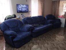 Диван с креслами