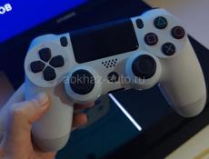 Play Station 4 + подписка на месяц бесплатно