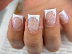 Маникюр / Педикюр / Наращивание ногтей