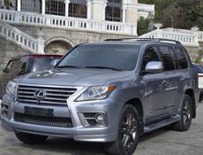 Lexus LX
