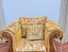 Продаются 2 дивана и 2 кресла 