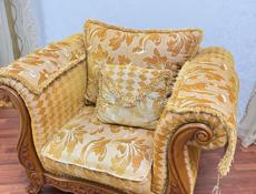 Продаются 2 дивана и 2 кресла 