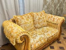 Продаются 2 дивана и 2 кресла 