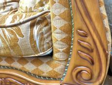 Продаются 2 дивана и 2 кресла 