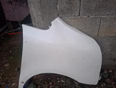 Правое крыло Toyota Voxy 