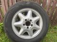 3 шины с дисками  размеры 205/65 R15. 210 Мерседес 